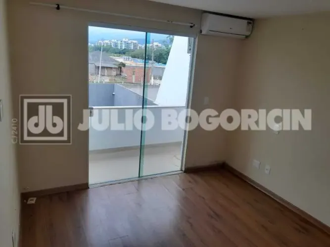 Julio Bogoricin Aluga Casa Triplex 4 Suítes Piscina 3 Vagas Cond. Verde Mar Recreio dos Ba