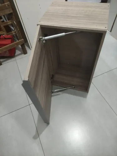 Vendo dois armário de parede