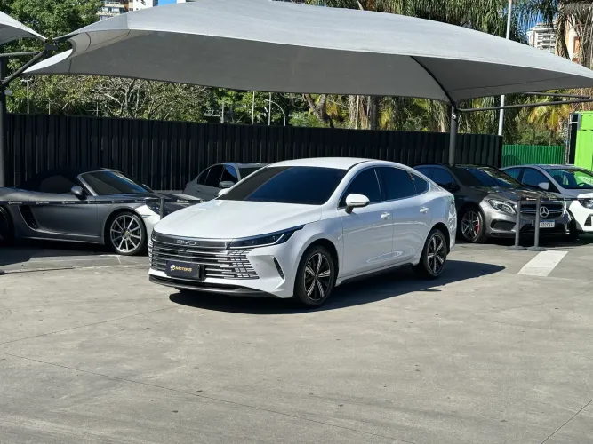 BYD King GL 1.5 16V Aut. (hibrido) 2025