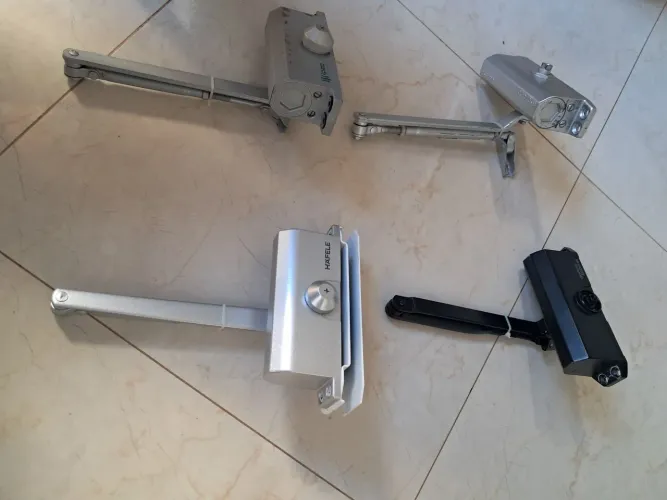 Mola para porta