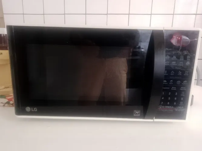 Microondas LG 30 litros