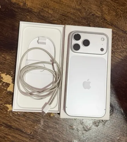 IPHONE 17 PROMAX