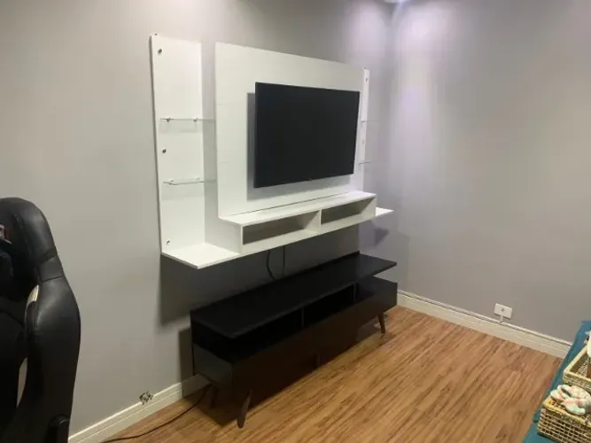 Conjunto Rack Retrô Pés Palito + Painel de TV Suspenso - Preto e Branco