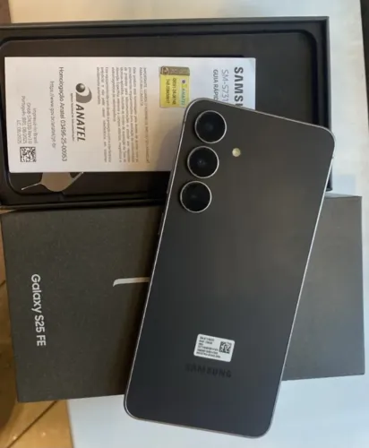 Samsung Galaxy S25 FE 5G 256GB 8GB RAM Dual Sim com caixa, carregador e nota fiscal NFCe