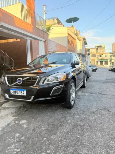 Volvo XC 60 T-5 R-design 2.0 FWD 5P 2013