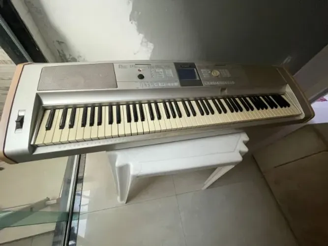 PIANO DGX-505