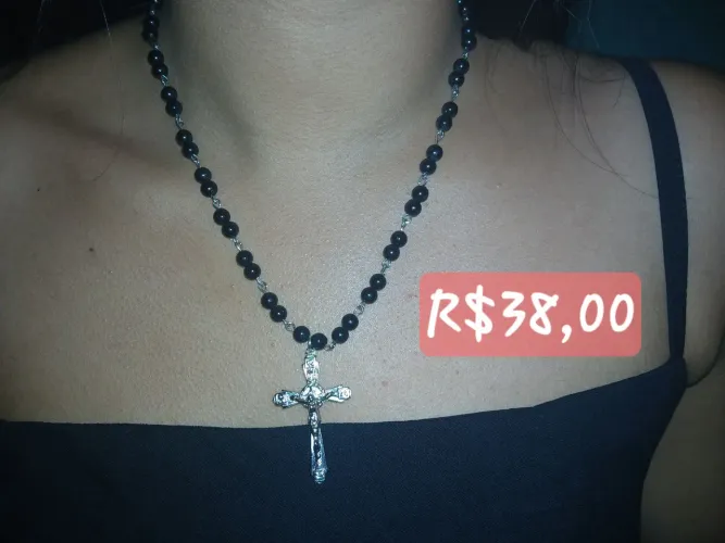Colar de cruz