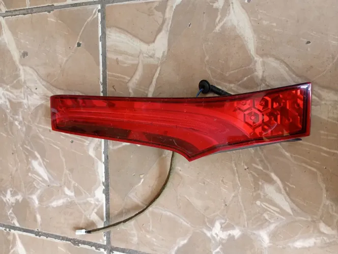 Lanterna da Coluna Traseira Esquerda Honda Fit 2018 2019 Led 
