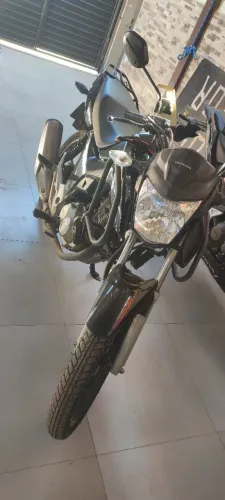 Vende-se fan 160 novinha 