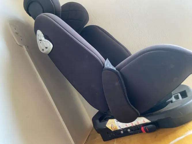 CADEIRA DE carro infantil com sistema isofix