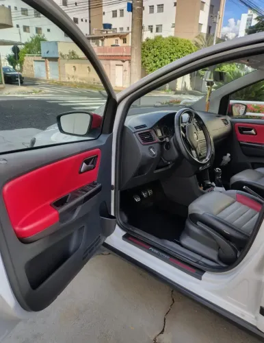 Volkswagen Fox Pepper 1.6 Flex 16V 5P 2015