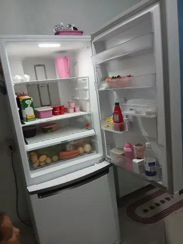 Geladeira Frost Free