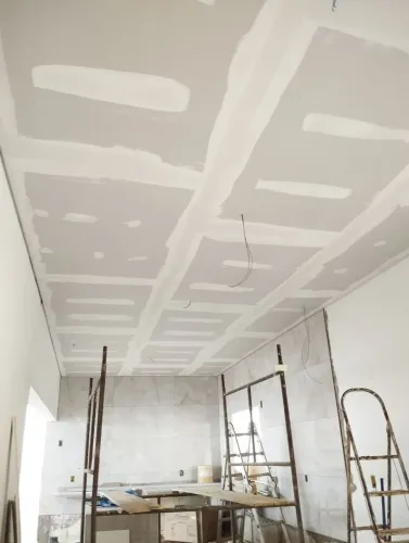 Quer aproveitar o feriado fazer seu forro ou fazer algum tipo de reparos no gesso ou PVC