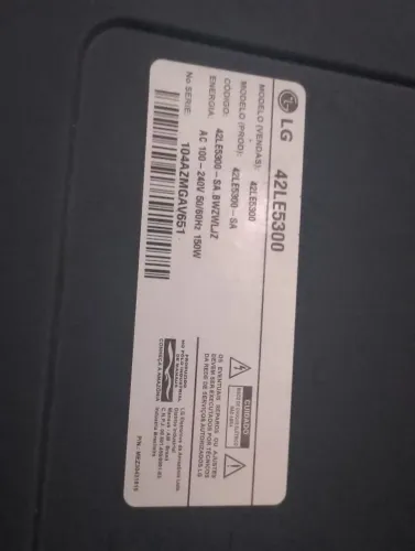 Televisão LG 40 polegadas, funcionando perfeitamente, não é smartv!