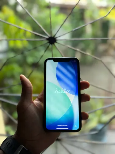 iPhone 11