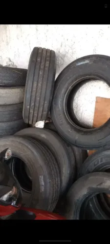 Vendo pneus pra micráo perfil 19,5