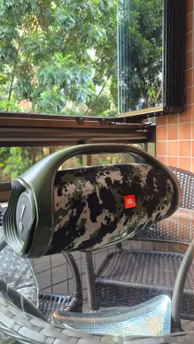JBL Boombox 2