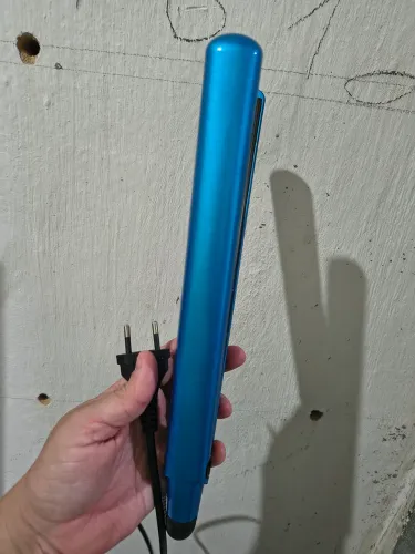 Chapinha Titanium Britânia