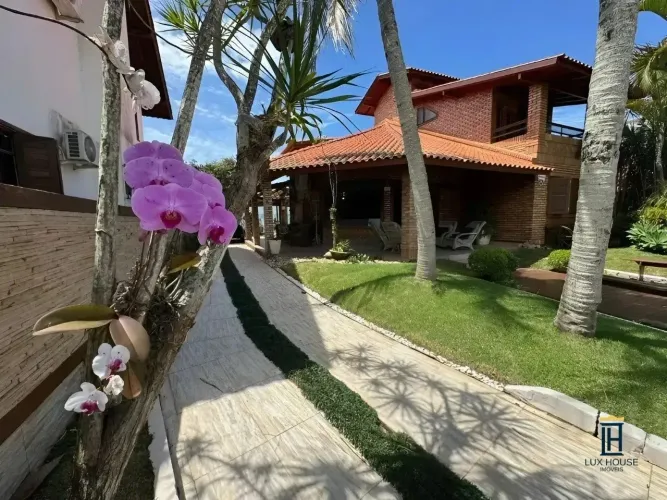 Casa com 4 quartos em Jurerê
