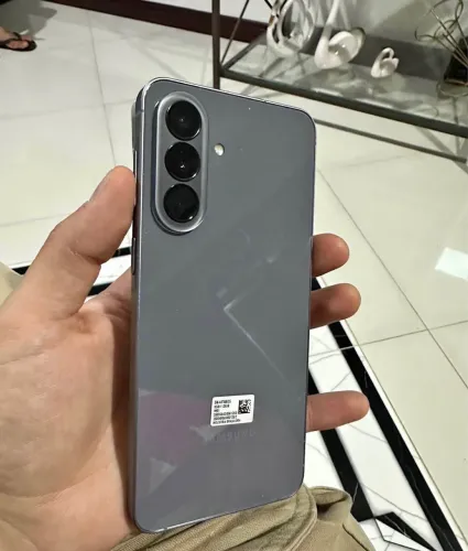 Samsung A57 aparelho impecável sem nenhuma marca de uso celular novo