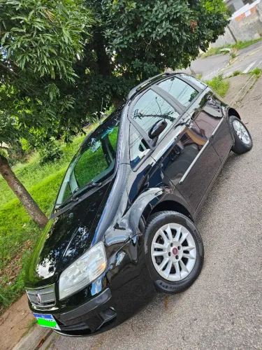 Fiat Idea ELX 1.4 MPI Fire Flex 8V 5P 2010