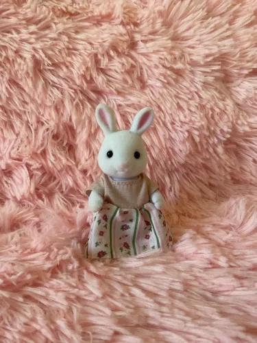 Sylvanian Families - Mamãe coelha neve