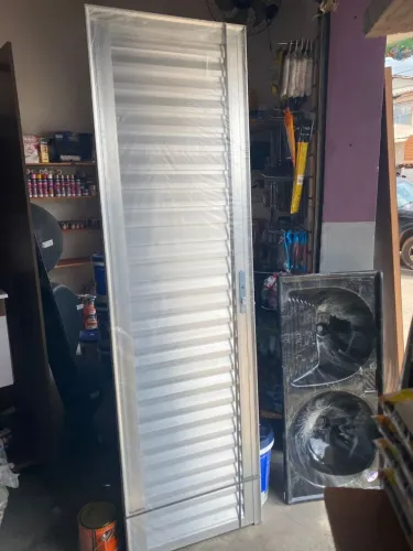 Portas de Alumínio Reforçada 210x70