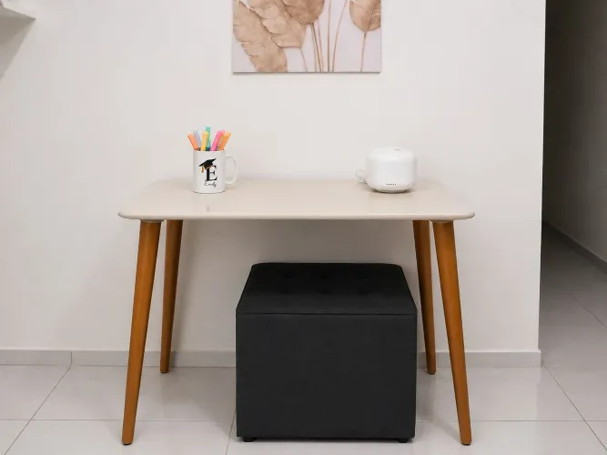 Mesa de quarto