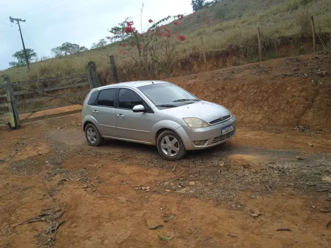 Ford Fiesta Supercharger 1.0 8V 95cv 5P 2004