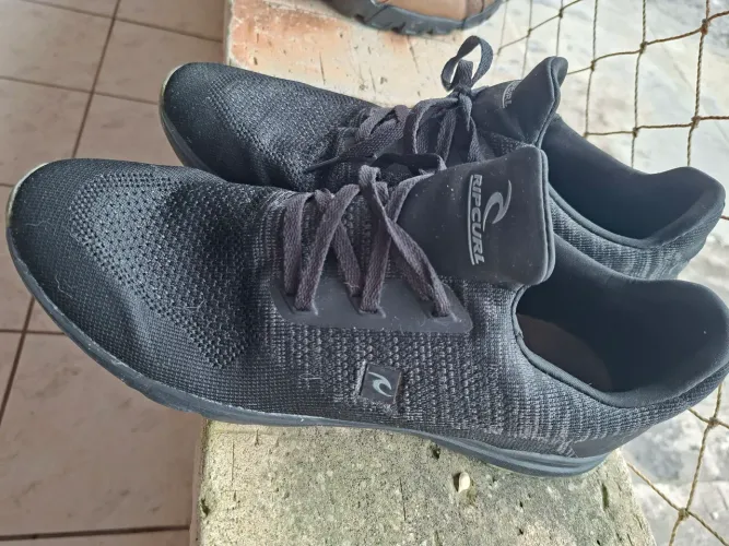 Tenis 43