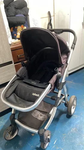 Carrinho de bebê Romanzo infanti 