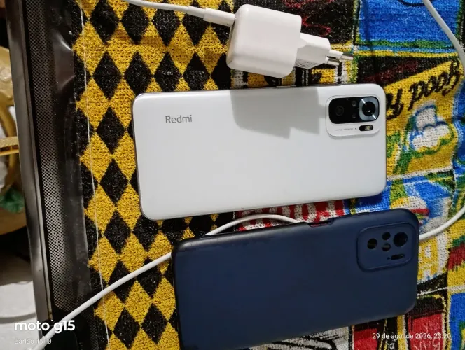 Celular em perfeito estado de conservação Para mais informações, *