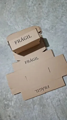 Caixa de papelão