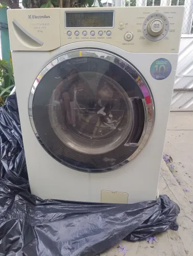 Vende-se máquina de lavar roupa