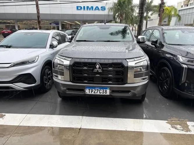 Mitsubishi TRITON HPE 2.4 CD 4X4 TB Diesel Aut. 2026