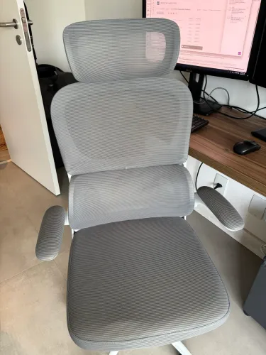Cadeira escritório confortável 