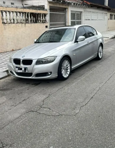 BMW 320I A 2011