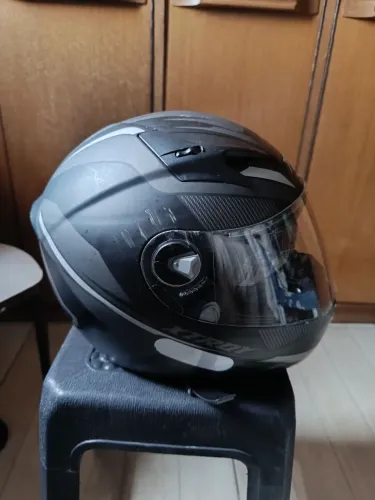 Capacete Xtroy Tam 58 usado