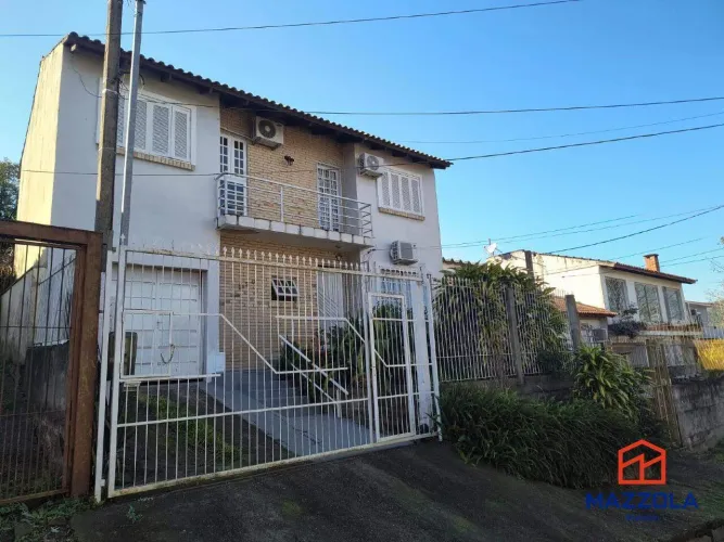 Casa Sobrado para aluguel, 4 quartos, 1 suíte, 3 vagas, Vila Nova - Porto Alegre/RS