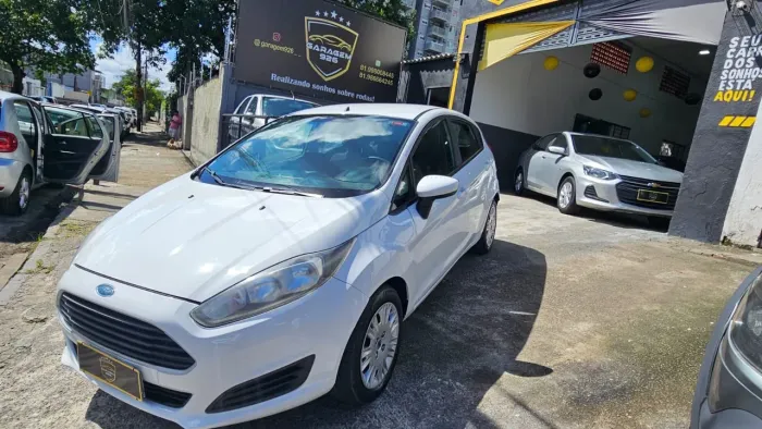 Ford Fiesta 1.5 16V Flex Mec. 5P 2015