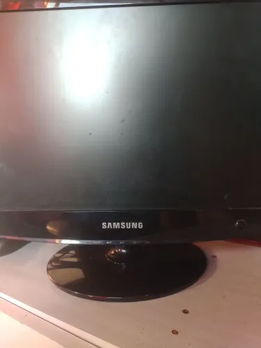 Monitor SAMSUNG 14'