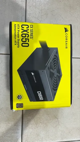 Fonte corsair cx650