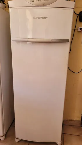 Vende-se Freezer Vertical Brastemp - Seminovo e Conservado!