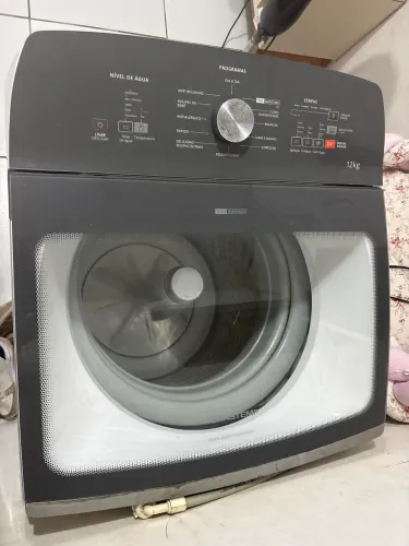 Máquina lavar blasfemo