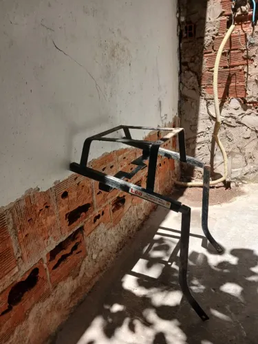 Suporte de bau para mottu Sport