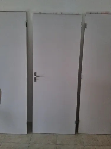 Porta Lisa Branca com chave