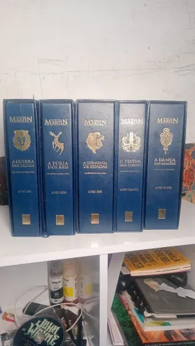 Box Edição de Luxo 5 livros Guerra dos Tronos - Game Of Thrones