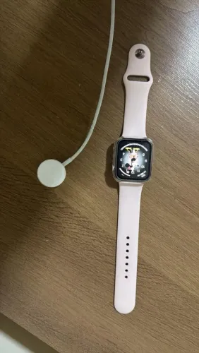 Apple Watch Series 4 - 44mm | Excelente Estado