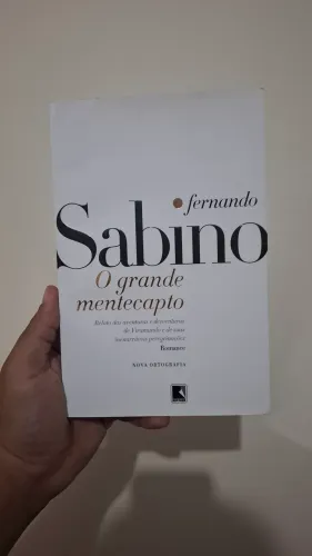VENDE LIVRO O GRANDE MENTECAPTO - FERNANDO SABINO
