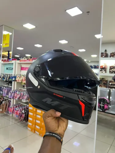 Capacete MT STINGER 2 PRETO TM58